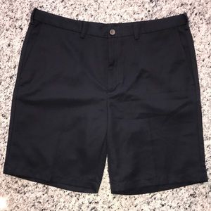 Haggar Clothing Golf/Casual Shorts, Size 40, Navy Blue